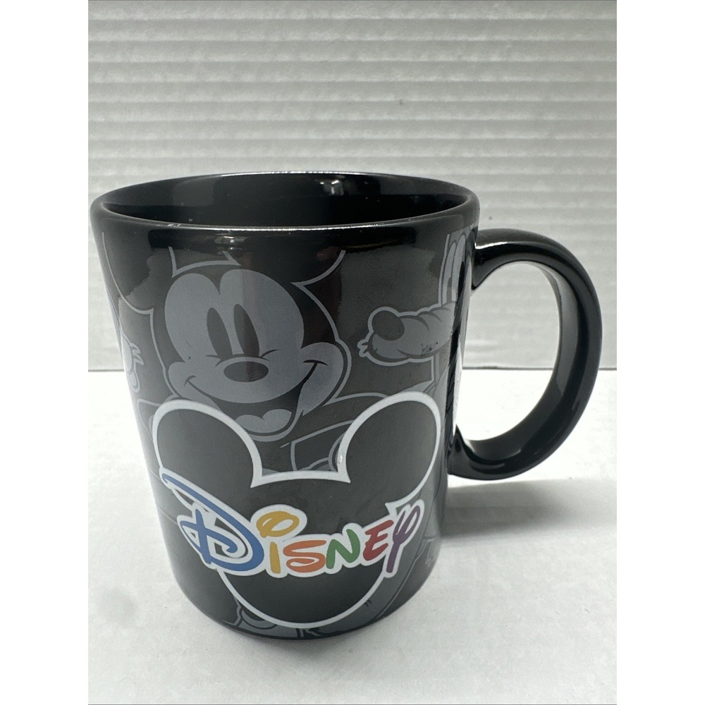 Disney Mickey Mouse Friends Sketched by Jerry Leigh Black Ceramic Coffee Mug Cup